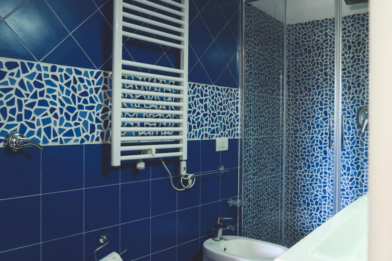 Ai Due Leoni Villa Capri Bagian luar foto